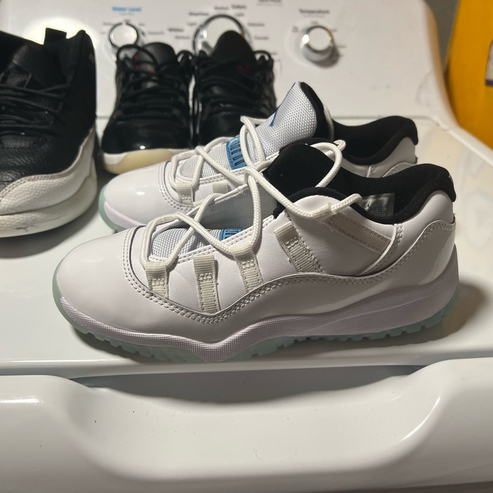 Preschool Jordan’s size 2.5 gently used
